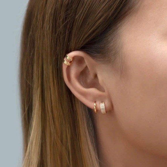 Last 1! Plain Gold Huggie Hoop Earrings - Picture 7 of 7